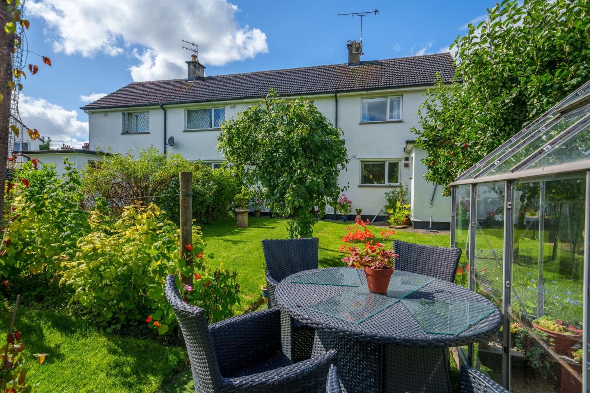 Apple Byrd - Short Stroll Into Kendal Town Centre Villa Exterior photo